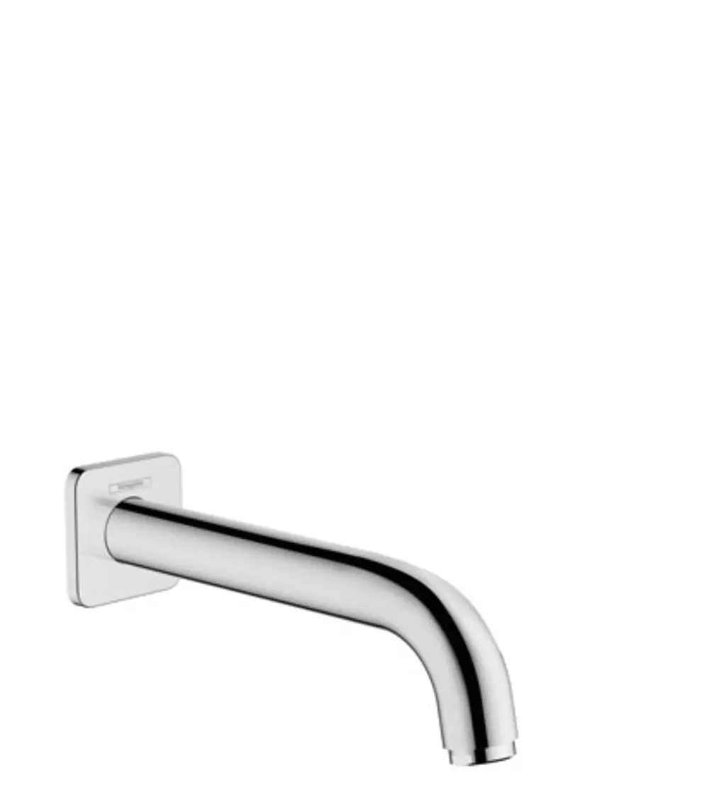 Wannenarmatur in Chrom von Hansgrohe, mit geschwungenem Auslauf und quadratischem Montage-Element, auf einem einfarbigen Hintergrund.